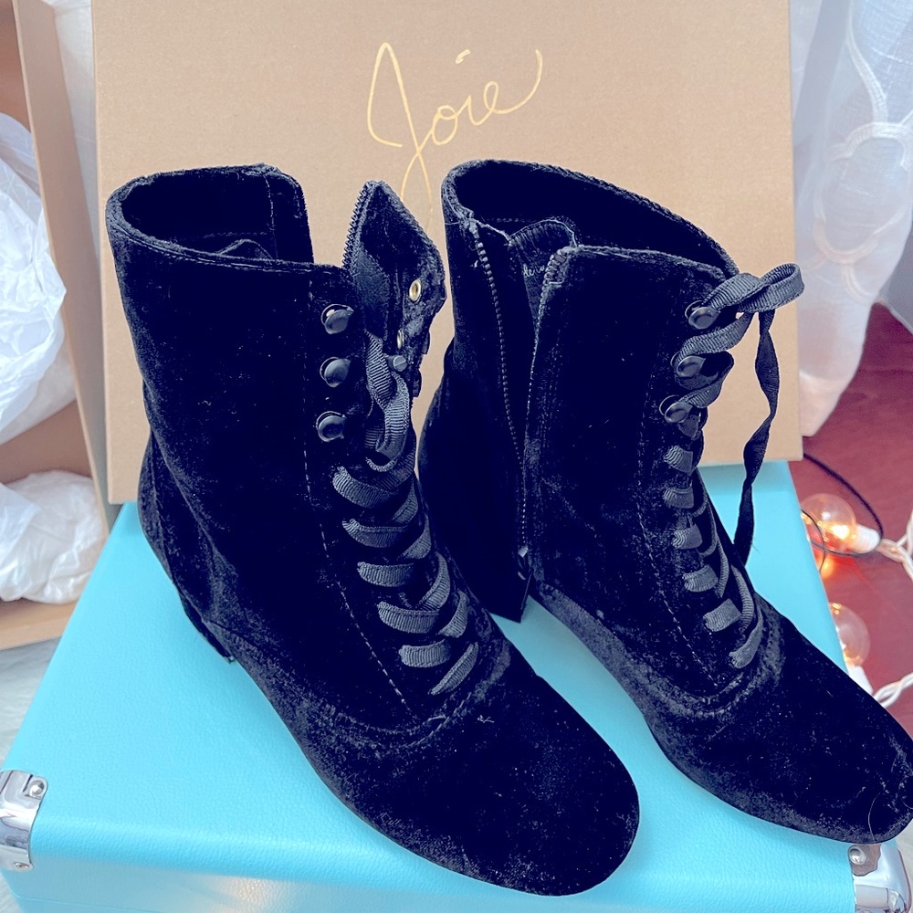 Joie Yulia Velvet Side Zip Ankle Boot size 36
